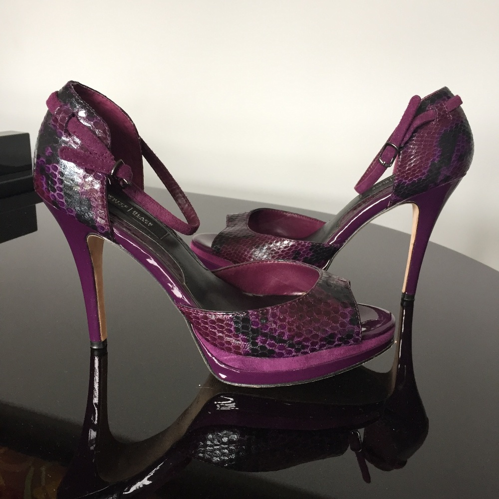 White House Black Market 4 inch heels, size 7.5